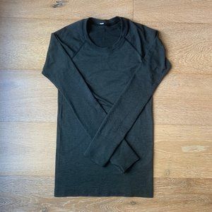 Lululemon Long Sleeve Workout Top Dark Charcoal